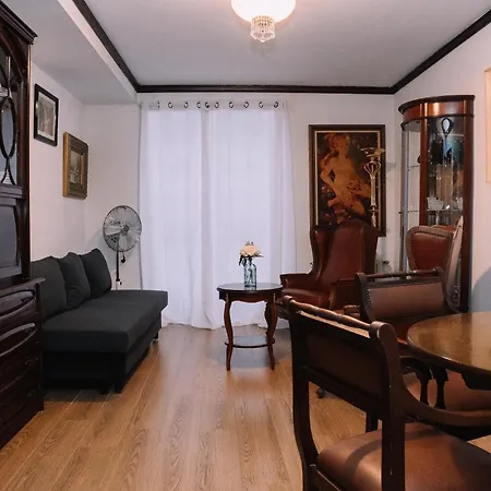 Clasico En El Centro De By Apartment *