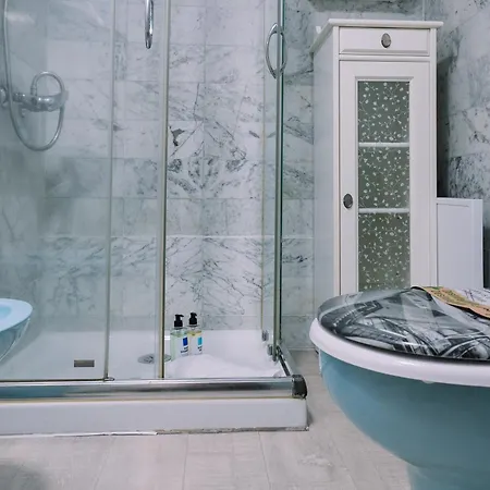 Clasico En El Centro De By